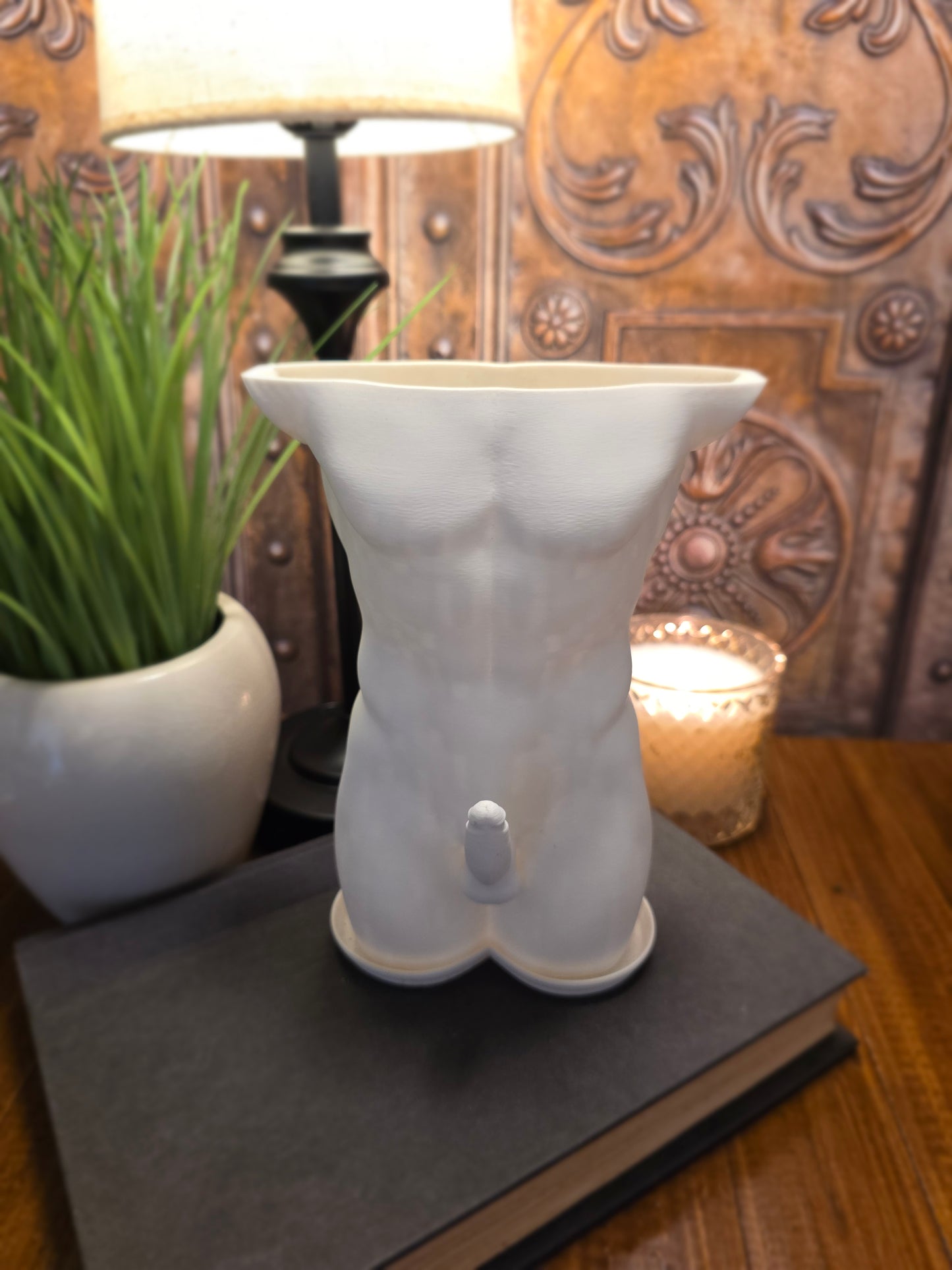 Large Male Erect Planter